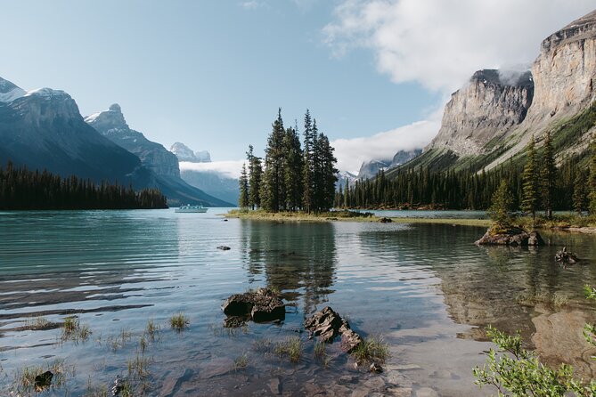 Jasper Sightseeing Tour & Maligne Lake Cruise